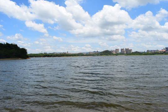 松山湖湖景照片