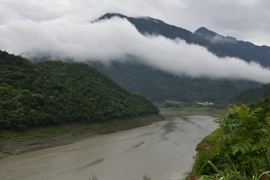 山川云雾