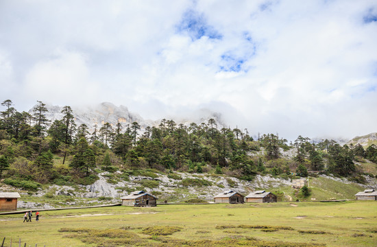 巴拉格宗高山牧场