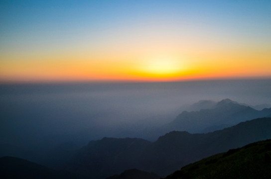 黄山夕阳