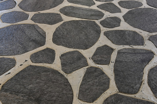 石头镶嵌的地面