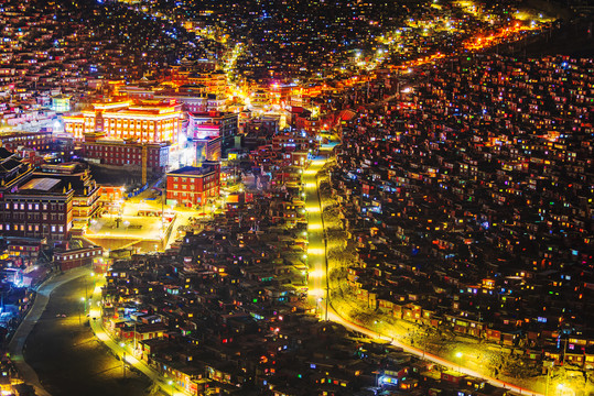 色达五明佛学院夜景