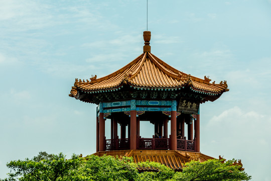 广州市莲花山风景区朝圣亭