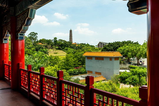 广州市莲花山风景区莲华禅寺走廊