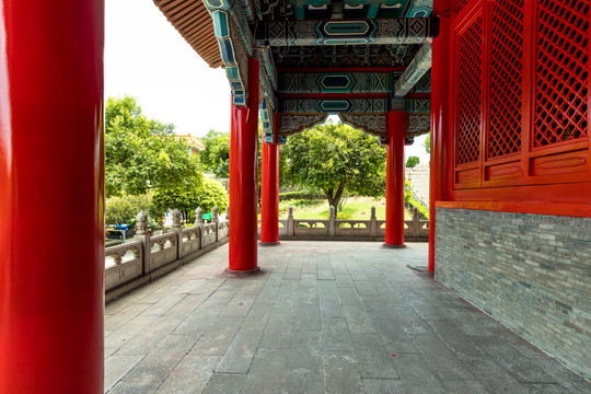 广州市莲花山风景区莲华禅寺走廊