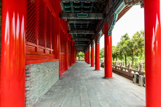 广州市莲花山风景区莲华禅寺走廊