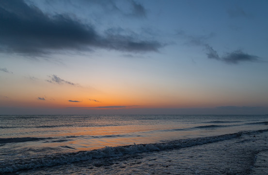 青海湖日出