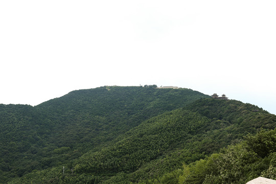 穹窿山