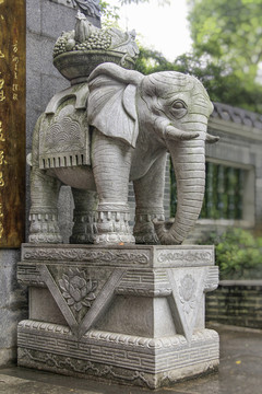 大象石雕