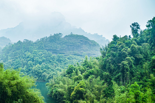 丹霞山长老峰