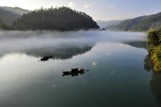 湖南小东江