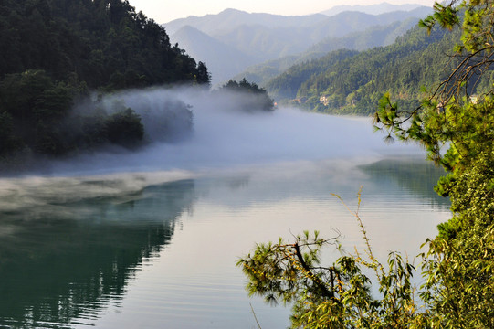 湖南小东江