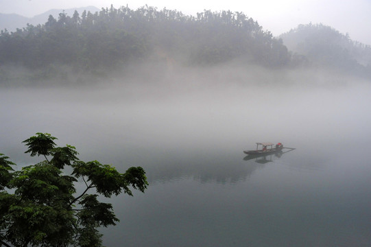 湖南小东江