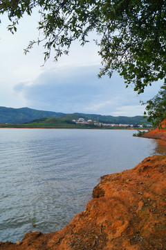 高山平湖念湖