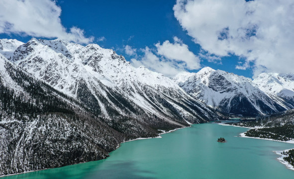 然乌湖风景