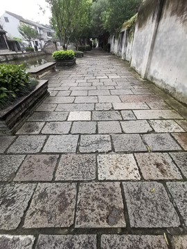 石板路