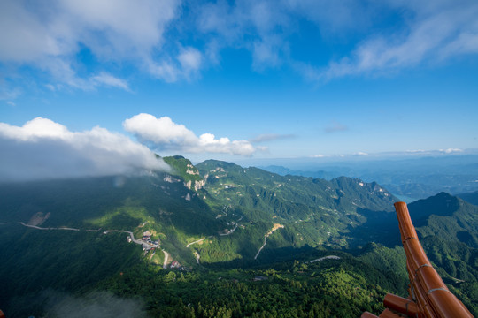 长阳天柱山风光