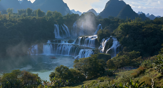 瀑布風景
