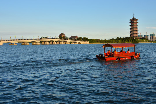 胶州少海湿地公园石桥