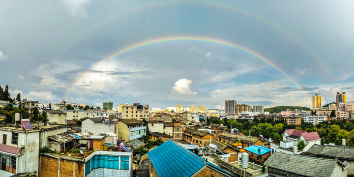 城市彩虹