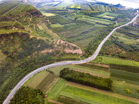 航拍乡村公路