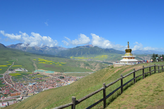 祁连卓尔山景区