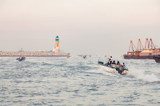 珠海市桂山岛景色和海钓运动