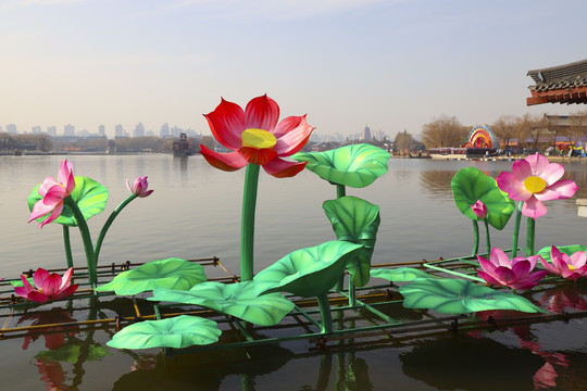 荷花景观花灯