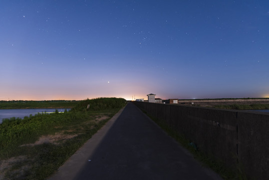 海边星空