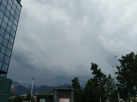 雷雨天