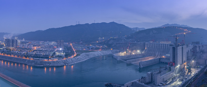 建设中的金沙江向家坝水电站夜景