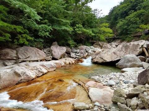 大别山燕子河大峡谷