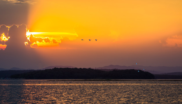 夕阳晚霞