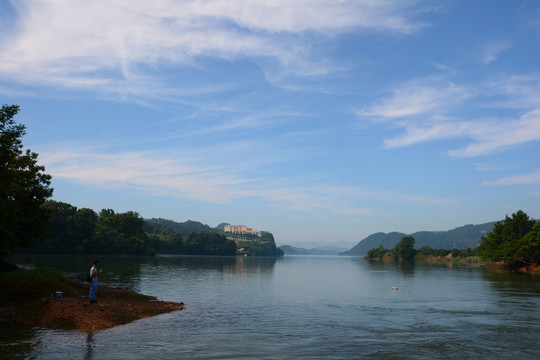 清江风景