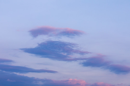 天空晚霞彩云傍晚的天空