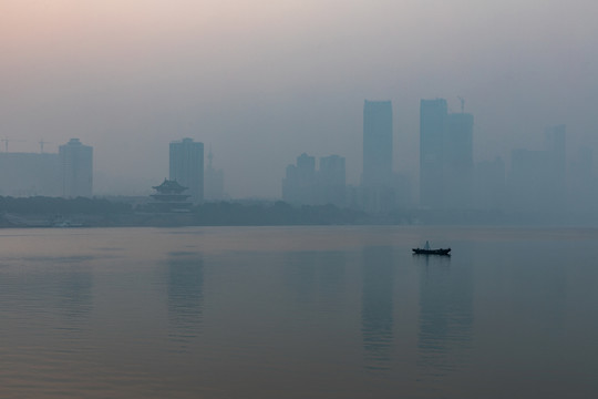 长沙湘江晨曦