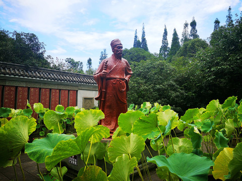 杨慎塑像