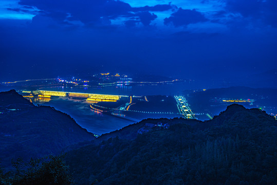 三峡大坝夜景