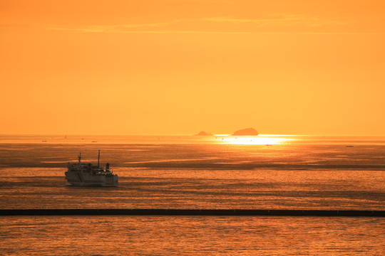 海上夕阳