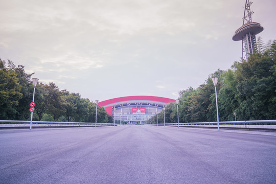 中国南京奥体中心建筑和公路