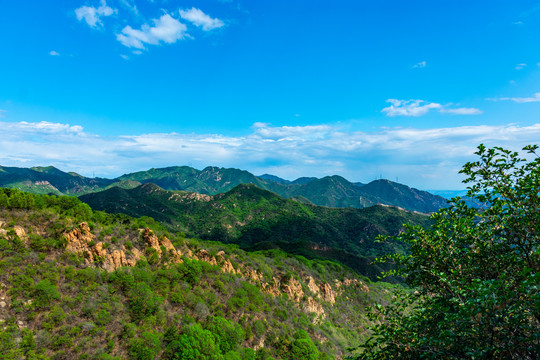 春天里的大山