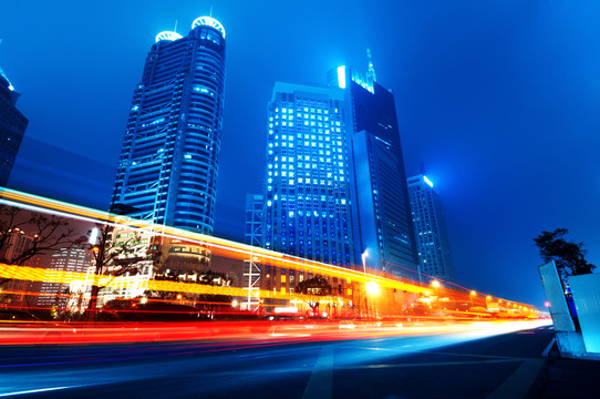 上海浦东陆家嘴城市道路夜景