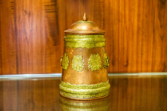蒙古族铜壶