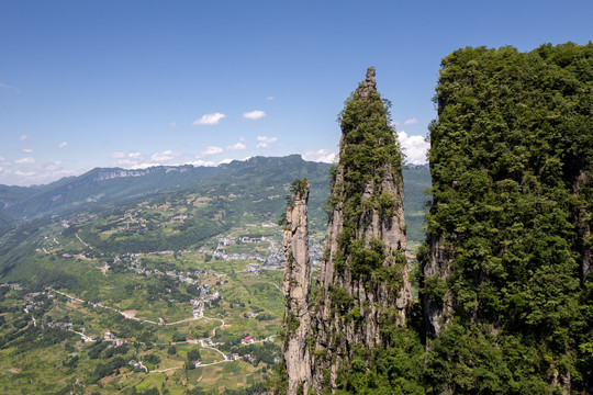 北纬30度线神秘的恩施大峡谷