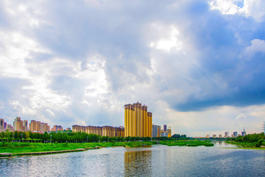 万水河与桥及多高层建筑