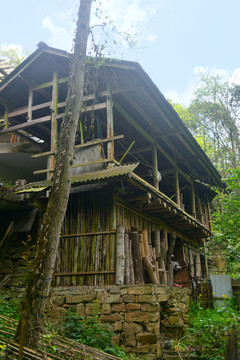 彭州丹景山乡村农家木屋