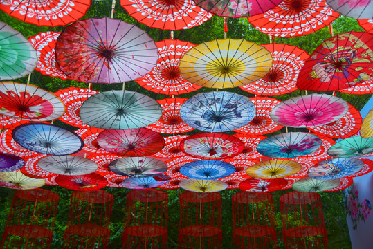 中国元素油纸伞园林装饰