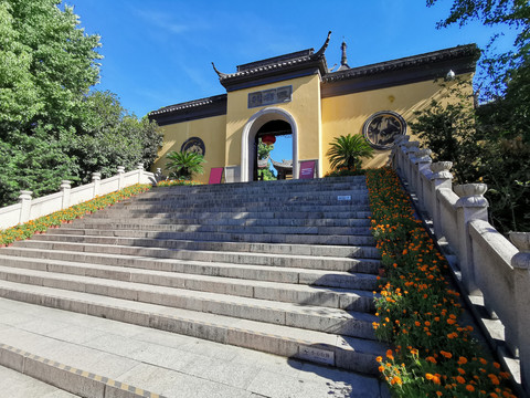 南湖景区壕股禅院伍相祠