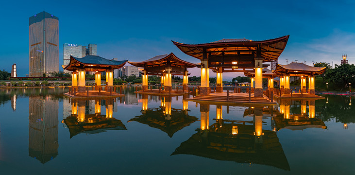 佛山千灯湖公园夜景