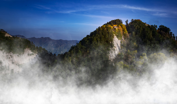 云雾华山